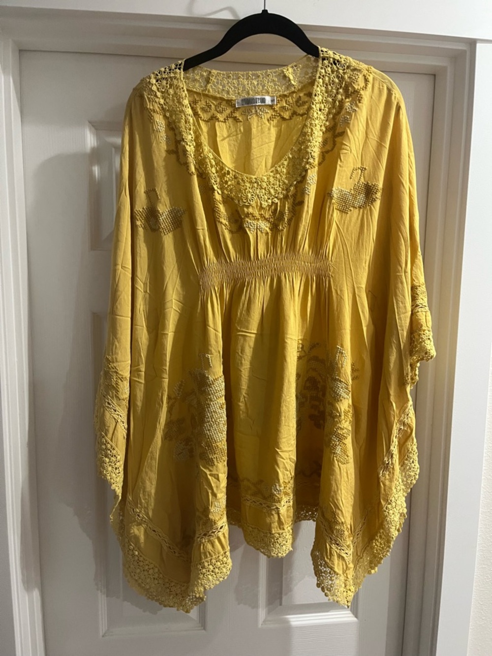 Monoreno Mustard Yellow Boho Crochet-Trim Tunic